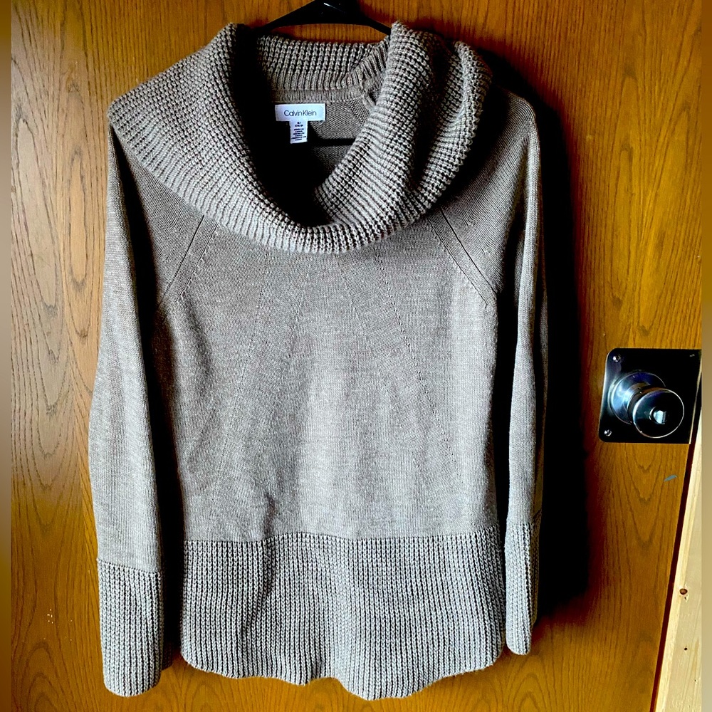 Calvin Klein long sleeve